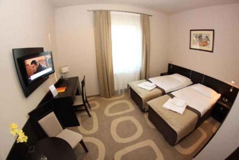 Hotel Picaro Zarska Wies Polnoc A4 Kierunek Niemcy ซกอร์เชเลซ ห้อง รูปภาพ